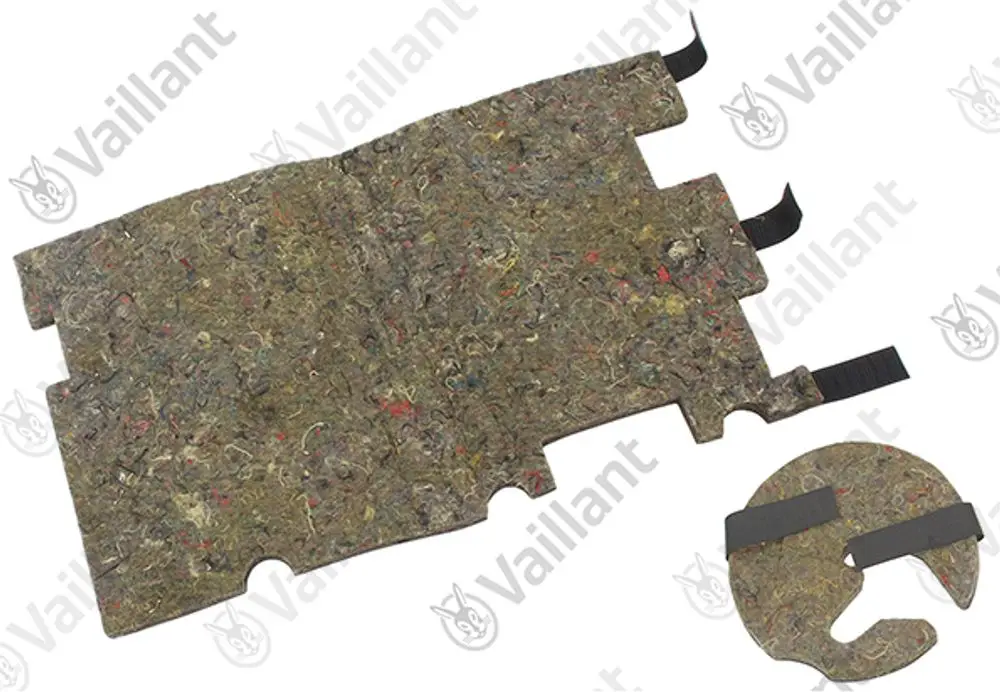 Vaillant Isoliermaterial aus verdichtetem, farbigen Recycling-Material, bestehend aus einer flachen Platte und einem kreisförmigen Bestandteil mit Halterungen.